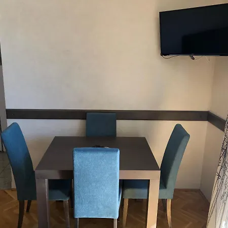 Elza Apartament