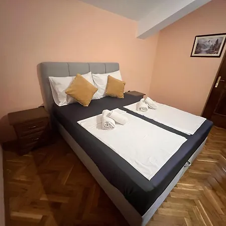 Elza Apartament
